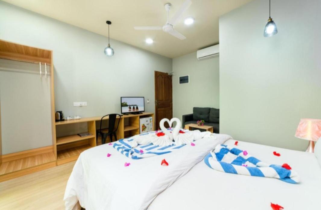 Ukulhas Villa Oceanview Hotel & Spa Eksteriør bilde